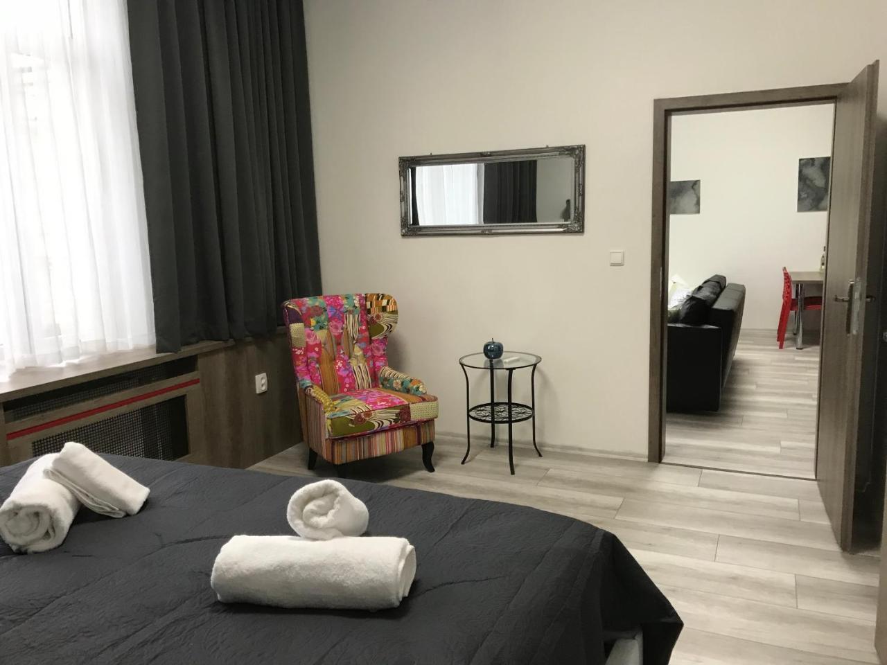 올드 타운 부티크 아파트 리베레츠 외부 사진